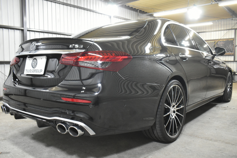 AMG Eクラス E53 4ﾏﾁｯｸ+ ｴｸｽｸﾙｰｼﾌﾞ ﾚｰﾀﾞｰｾｰﾌﾃｨP 3.0ﾘｯﾀｰ/435馬力 後期型 MEｺﾈｸﾄ 9速AT 4WD ﾊﾟﾉﾗﾏｻﾝﾙｰﾌ ﾋｰﾀｰｸｰﾗｰ黒革 ﾃﾞｨｽﾄﾛ BSM Lﾁｪﾝｼﾞ AMGｴｱﾛ20AW ｷｰﾚｽGO PTS ﾌﾞﾙﾒｽﾀｰ HUD 電動ﾄﾗﾝｸ LEDﾍｯﾄﾞﾗｲﾄ 地ﾃﾞｼﾞﾅﾋﾞ 360ｶﾒﾗ 2年保証