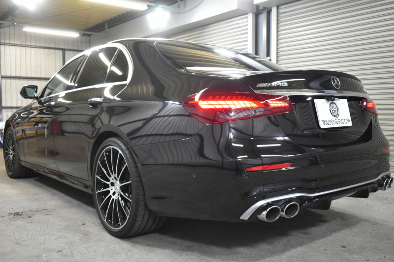 AMG Eクラス E53 4ﾏﾁｯｸ+ ｴｸｽｸﾙｰｼﾌﾞ ﾚｰﾀﾞｰｾｰﾌﾃｨP 3.0ﾘｯﾀｰ/435馬力 後期型 MEｺﾈｸﾄ 9速AT 4WD ﾊﾟﾉﾗﾏｻﾝﾙｰﾌ ﾋｰﾀｰｸｰﾗｰ黒革 ﾃﾞｨｽﾄﾛ BSM Lﾁｪﾝｼﾞ AMGｴｱﾛ20AW ｷｰﾚｽGO PTS ﾌﾞﾙﾒｽﾀｰ HUD 電動ﾄﾗﾝｸ LEDﾍｯﾄﾞﾗｲﾄ 地ﾃﾞｼﾞﾅﾋﾞ 360ｶﾒﾗ 2年保証