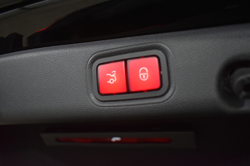 AMG Eクラス E53 4ﾏﾁｯｸ+ ｴｸｽｸﾙｰｼﾌﾞ ﾚｰﾀﾞｰｾｰﾌﾃｨP 3.0ﾘｯﾀｰ/435馬力 後期型 MEｺﾈｸﾄ 9速AT 4WD ﾊﾟﾉﾗﾏｻﾝﾙｰﾌ ﾋｰﾀｰｸｰﾗｰ黒革 ﾃﾞｨｽﾄﾛ BSM Lﾁｪﾝｼﾞ AMGｴｱﾛ20AW ｷｰﾚｽGO PTS ﾌﾞﾙﾒｽﾀｰ HUD 電動ﾄﾗﾝｸ LEDﾍｯﾄﾞﾗｲﾄ 地ﾃﾞｼﾞﾅﾋﾞ 360ｶﾒﾗ 2年保証