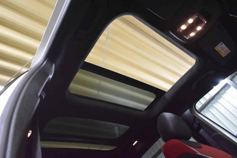 AMG GLB MercedesAMG GLB35 4ﾏﾁｯｸ ｱﾄﾞﾊﾞﾝｽﾄﾞﾊﾟｯｹｰｼﾞ ﾚｰﾀﾞｰｾｰﾌﾃｨP 8速 ｻﾝﾙｰﾌ ﾋｰﾀｰ黒/赤革 対話式ﾅﾋﾞ ﾃﾞｨｽﾄﾛ BSM Lｷｰﾌﾟ AMGｴｱﾛ19AW ｷｰﾚｽGO PTS HUD  地ﾃﾞｼﾞﾅﾋﾞ 360ｶﾒﾗ 新車保証継承可