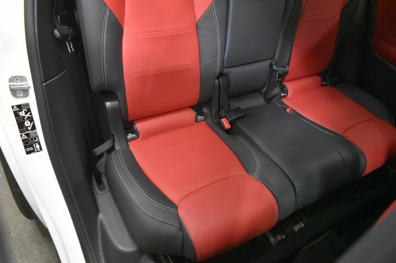 AMG GLB MercedesAMG GLB35 4ﾏﾁｯｸ ｱﾄﾞﾊﾞﾝｽﾄﾞﾊﾟｯｹｰｼﾞ ﾚｰﾀﾞｰｾｰﾌﾃｨP 8速 ｻﾝﾙｰﾌ ﾋｰﾀｰ黒/赤革 対話式ﾅﾋﾞ ﾃﾞｨｽﾄﾛ BSM Lｷｰﾌﾟ AMGｴｱﾛ19AW ｷｰﾚｽGO PTS HUD  地ﾃﾞｼﾞﾅﾋﾞ 360ｶﾒﾗ 新車保証継承可