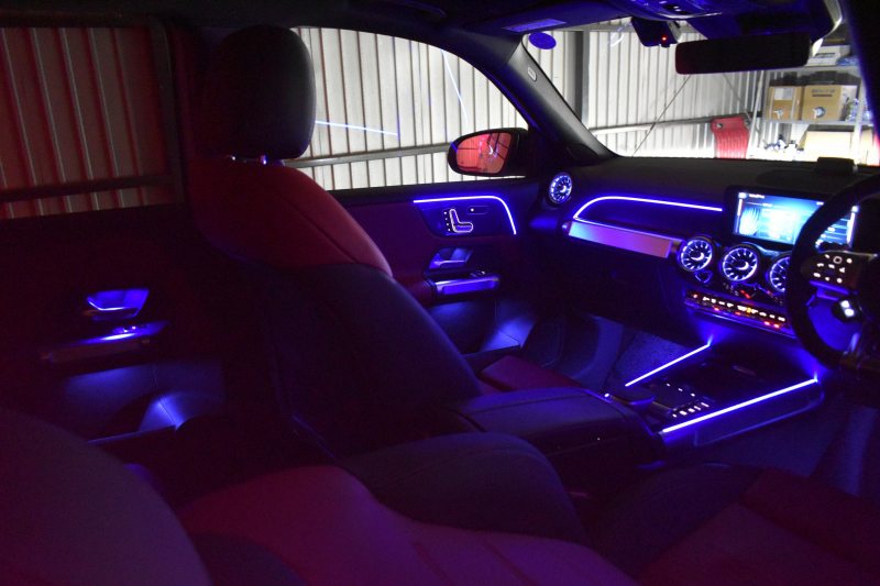 AMG GLB MercedesAMG GLB35 4ﾏﾁｯｸ ｱﾄﾞﾊﾞﾝｽﾄﾞﾊﾟｯｹｰｼﾞ ﾚｰﾀﾞｰｾｰﾌﾃｨP 8速 ｻﾝﾙｰﾌ ﾋｰﾀｰ黒/赤革 対話式ﾅﾋﾞ ﾃﾞｨｽﾄﾛ BSM Lｷｰﾌﾟ AMGｴｱﾛ19AW ｷｰﾚｽGO PTS HUD  地ﾃﾞｼﾞﾅﾋﾞ 360ｶﾒﾗ 新車保証継承可