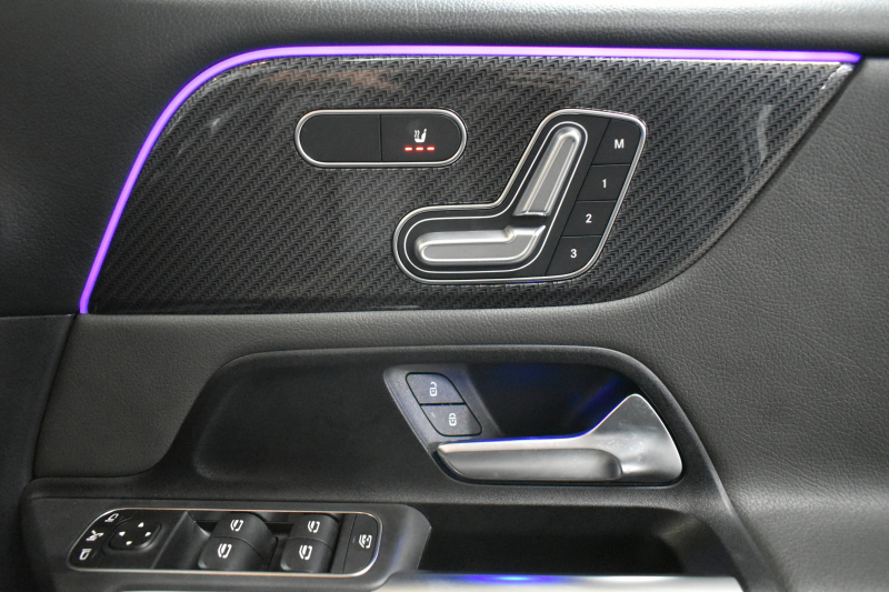 AMG GLB MercedesAMG GLB35 4ﾏﾁｯｸ AMGｱﾄﾞﾊﾞﾝｽﾄﾞ＆ﾊﾟﾌｫｰﾏﾝｽP ﾚｰﾀﾞｰｾｰﾌﾃｨP ﾊﾟﾉﾗﾏｻﾝﾙｰﾌ ﾋｰﾀｰ黒/灰革 対話式ﾅﾋﾞ ﾃﾞｨｽﾄﾛﾆｯｸ ﾌﾞﾗｲﾝﾄﾞｽﾎﾟｯﾄ ﾚｰﾝｷｰﾌﾟ AMGｴｱﾛ19AW ｷｰﾚｽGO PTS ﾍｯﾄﾞｱｯﾌﾟD  地ﾃﾞｼﾞﾅﾋﾞ 360ｶﾒﾗ2年保証