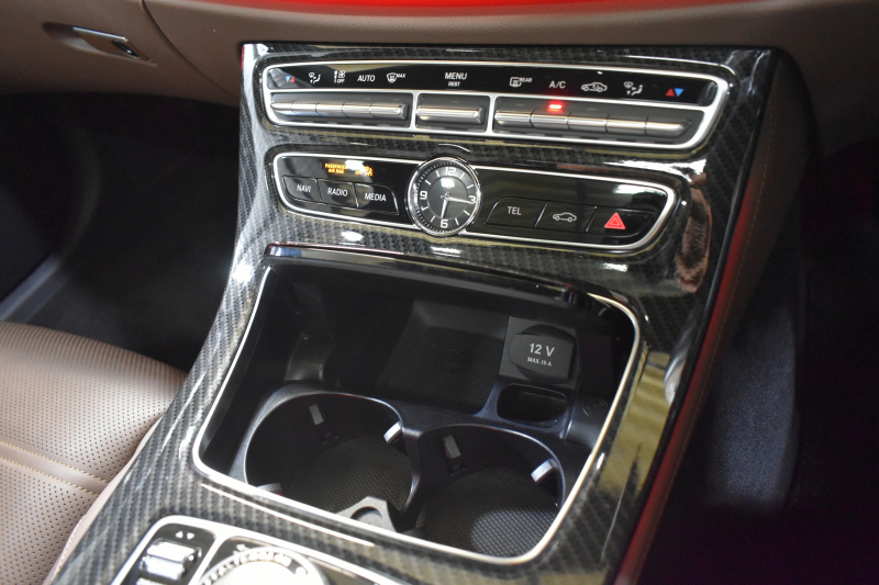 メルセデスベンツ Eクラス E43 4M ｴｸｽｸﾙｰｼﾌﾞ ﾚｰﾀﾞｰｾｰﾌﾃｨP ﾐｰｺﾈｸﾄ ﾊﾟﾉﾗﾏｻﾝﾙｰﾌ 全席ﾋｰﾀｰ茶革 ﾃﾞｨｽﾄﾛﾆｯｸ ﾌﾞﾗｲﾝﾄﾞｽﾎﾟｯﾄ ﾚｰﾝﾁｪﾝｼﾞA AMGｴｱﾛ20AW ﾌﾞﾙﾒS 地ﾃﾞｼﾞ360ｶﾒﾗ 2年保証