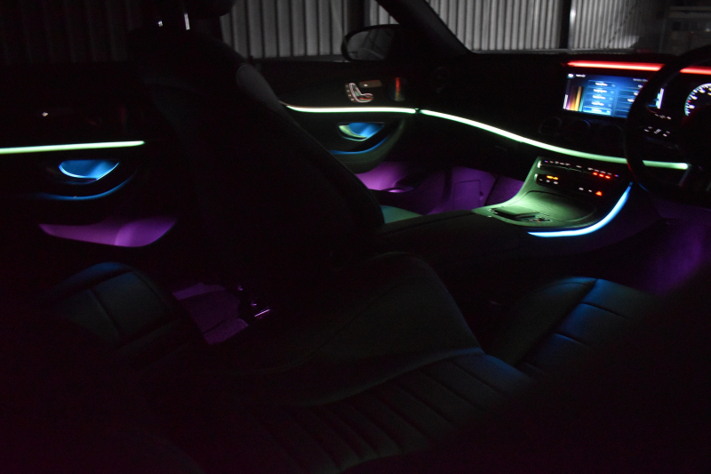 メルセデスベンツ Eクラス E200ﾜｺﾞﾝ ｽﾎﾟｰﾂ BSG搭載 ｴｸｽｸﾙｰｼﾌﾞ AMGﾗｲﾝｲﾝﾃﾘｱ ﾚｰﾀﾞｰｾｰﾌﾃｨP 後期型 MEｺﾈ 全席ﾋｰﾀｰ黒革 ACC AMGｴｱﾛ 電動ﾘｱｹﾞｰﾄ ﾍｯﾄﾞｱｯﾌﾟﾃﾞｨｽﾌﾟﾚｲ ﾌﾞﾙﾒｽﾀｰS 地ﾃﾞｼﾞ360ｶﾒﾗ 2年保証