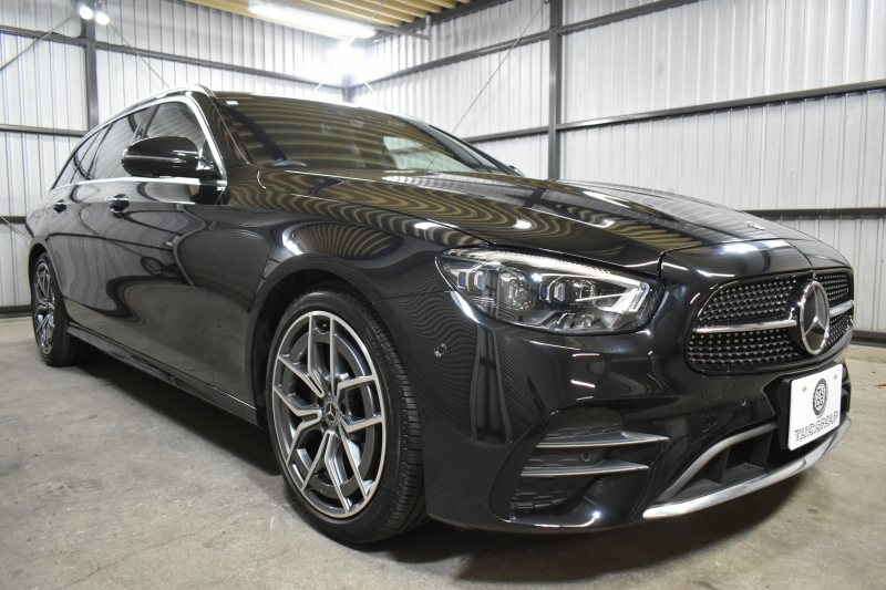 メルセデスベンツ Eクラス E200ﾜｺﾞﾝ ｽﾎﾟｰﾂ BSG搭載 ｴｸｽｸﾙｰｼﾌﾞ AMGﾗｲﾝｲﾝﾃﾘｱ ﾚｰﾀﾞｰｾｰﾌﾃｨP 後期型 MEｺﾈ 全席ﾋｰﾀｰ黒革 ACC AMGｴｱﾛ 電動ﾘｱｹﾞｰﾄ ﾍｯﾄﾞｱｯﾌﾟﾃﾞｨｽﾌﾟﾚｲ ﾌﾞﾙﾒｽﾀｰS 地ﾃﾞｼﾞ360ｶﾒﾗ 2年保証