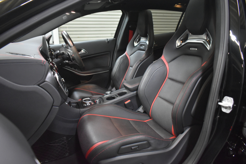 AMG GLA GLA45AMG 4M AMGｱﾄﾞﾊﾞﾝｽﾄﾞP ﾚｰﾀﾞｰｾｰﾌﾃｨP 後期型 ﾊﾟﾉﾗﾏｻﾝﾙｰﾌ ﾊｰﾏﾝｶｰﾄﾞﾝ ﾋｰﾀｰ付き黒革ﾊﾟﾌｫｰﾏﾝｽｼｰﾄ ﾃﾞｨｽﾄﾛﾆｯｸﾌﾟﾗｽ ﾌﾞﾗｲﾝﾄﾞｽﾎﾟｯﾄ ｷｰﾚｽGO 地デジBｶﾒﾗ 2年保証