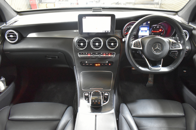 メルセデスベンツ GLCクーペ GLC220d 4M ｸｰﾍﾟ ｽﾎﾟｰﾂ 本革仕様 ﾚｰﾀﾞｰSP ﾌﾞﾙﾒｽﾀｰS MEｺﾈｸﾄ ｻﾝﾙｰﾌ 全席ﾋｰﾀｰ黒革 ﾃﾞｨｽﾄﾛﾆｯｸ ﾌﾞﾗｲﾝﾄﾞｽﾎﾟｯﾄ ﾚｰﾝｷｰﾌﾟ AMGｴｱﾛ19AW ｷｰGO  ﾍｯﾄﾞｱｯﾌﾟD ｴｱﾊﾞﾗﾝｽP 電動ﾄﾗﾝｸ 地ﾃﾞｼﾞ360ｶﾒ 2年保証