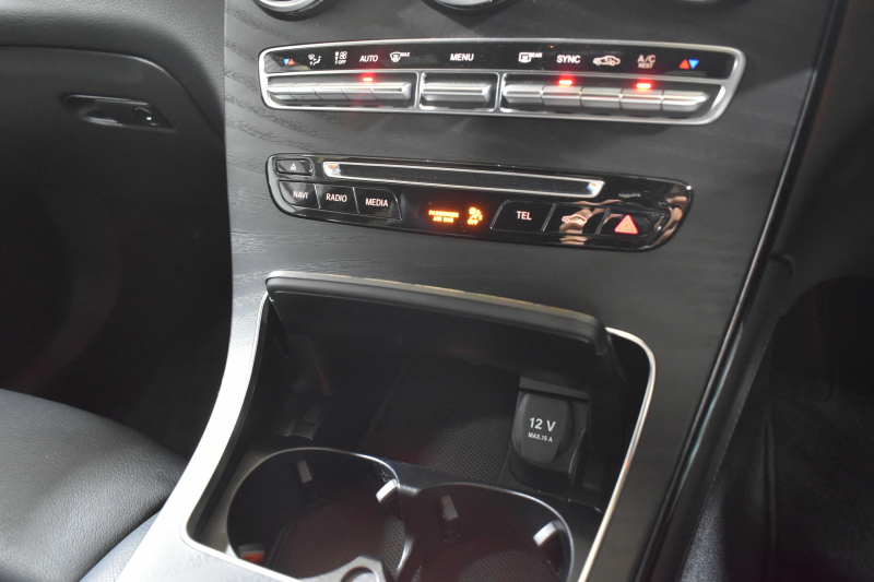 メルセデスベンツ GLCクーペ GLC220d 4M ｸｰﾍﾟ ｽﾎﾟｰﾂ 本革仕様 ﾚｰﾀﾞｰSP ﾌﾞﾙﾒｽﾀｰS MEｺﾈｸﾄ ｻﾝﾙｰﾌ 全席ﾋｰﾀｰ黒革 ﾃﾞｨｽﾄﾛﾆｯｸ ﾌﾞﾗｲﾝﾄﾞｽﾎﾟｯﾄ ﾚｰﾝｷｰﾌﾟ AMGｴｱﾛ19AW ｷｰGO  ﾍｯﾄﾞｱｯﾌﾟD ｴｱﾊﾞﾗﾝｽP 電動ﾄﾗﾝｸ 地ﾃﾞｼﾞ360ｶﾒ 2年保証