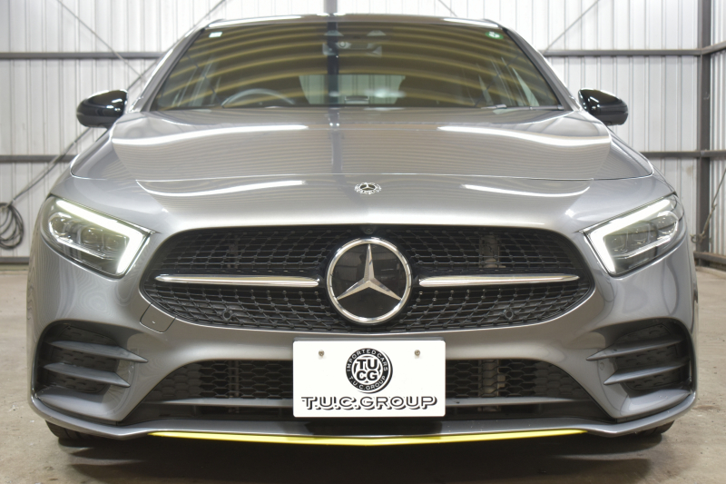 メルセデスベンツ Aクラス A180 Edition1 ﾚｰﾀﾞｰSP 限定250台 MEｺﾈｸﾄ MBUXｼｽﾃﾑ Edition1専用内装 ﾃﾞｨｽﾄﾛ BSM Lﾁｪﾝｼﾞ AMGｴｱﾛ19AW ﾏﾙﾁLED ｷｰGO PTS HUD 10.25ｲﾝﾁｺｯｸﾋﾟｯﾄﾃﾞｨｽﾌﾟﾚｲ 対話式ﾅﾋﾞTV 360ｶﾒﾗ 2年保証