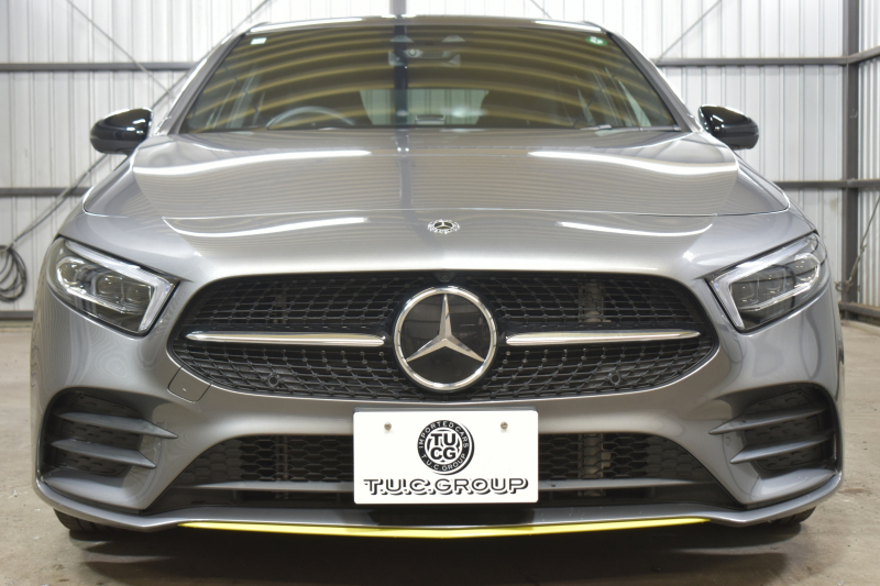 メルセデスベンツ Aクラス A180 Edition1 ﾚｰﾀﾞｰSP 限定250台 MEｺﾈｸﾄ MBUXｼｽﾃﾑ Edition1専用内装 ﾃﾞｨｽﾄﾛ BSM Lﾁｪﾝｼﾞ AMGｴｱﾛ19AW ﾏﾙﾁLED ｷｰGO PTS HUD 10.25ｲﾝﾁｺｯｸﾋﾟｯﾄﾃﾞｨｽﾌﾟﾚｲ 対話式ﾅﾋﾞTV 360ｶﾒﾗ 2年保証