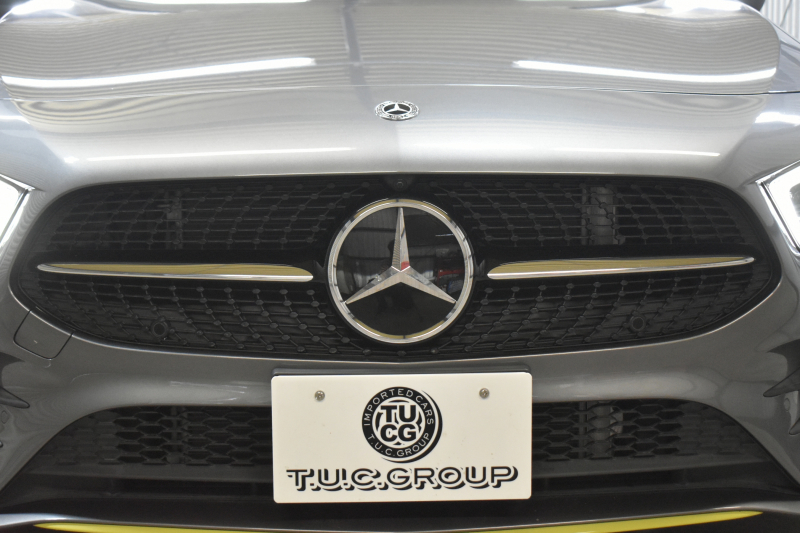 メルセデスベンツ Aクラス A180 Edition1 ﾚｰﾀﾞｰSP 限定250台 MEｺﾈｸﾄ MBUXｼｽﾃﾑ Edition1専用内装 ﾃﾞｨｽﾄﾛ BSM Lﾁｪﾝｼﾞ AMGｴｱﾛ19AW ﾏﾙﾁLED ｷｰGO PTS HUD 10.25ｲﾝﾁｺｯｸﾋﾟｯﾄﾃﾞｨｽﾌﾟﾚｲ 対話式ﾅﾋﾞTV 360ｶﾒﾗ 2年保証