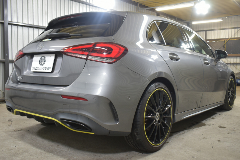 メルセデスベンツ Aクラス A180 Edition1 ﾚｰﾀﾞｰSP 限定250台 MEｺﾈｸﾄ MBUXｼｽﾃﾑ Edition1専用内装 ﾃﾞｨｽﾄﾛ BSM Lﾁｪﾝｼﾞ AMGｴｱﾛ19AW ﾏﾙﾁLED ｷｰGO PTS HUD 10.25ｲﾝﾁｺｯｸﾋﾟｯﾄﾃﾞｨｽﾌﾟﾚｲ 対話式ﾅﾋﾞTV 360ｶﾒﾗ 2年保証