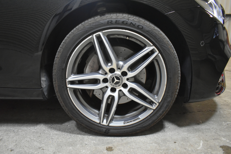 メルセデスベンツ Eクラス E200 4ﾏﾁｯｸ ﾜｺﾞﾝ AVG AMGﾗｲﾝ ｴｸｽｸﾙｰｼﾌﾞP ﾚｰﾀﾞｰｾｰﾌﾃｨP 中期型 BSG搭載1.5ﾘｯﾀｰ ﾊﾟﾉﾗﾏｻﾝﾙｰﾌ ﾌﾞﾙﾒｽﾀｰS 全席ﾋｰﾀｰ黒革 ﾃﾞｨｽﾄﾛﾆｯｸ ﾌﾞﾗｲﾝﾄﾞｽﾎﾟｯﾄ ﾚｰﾝﾁｪﾝｼﾞ  AMGｴｱﾛ19AW ｷｰﾚｽGO PTS ﾌｯﾄｹﾞｰﾄ 地ﾃﾞｼﾞﾅﾋﾞ 360ｶﾒﾗ 2年保証