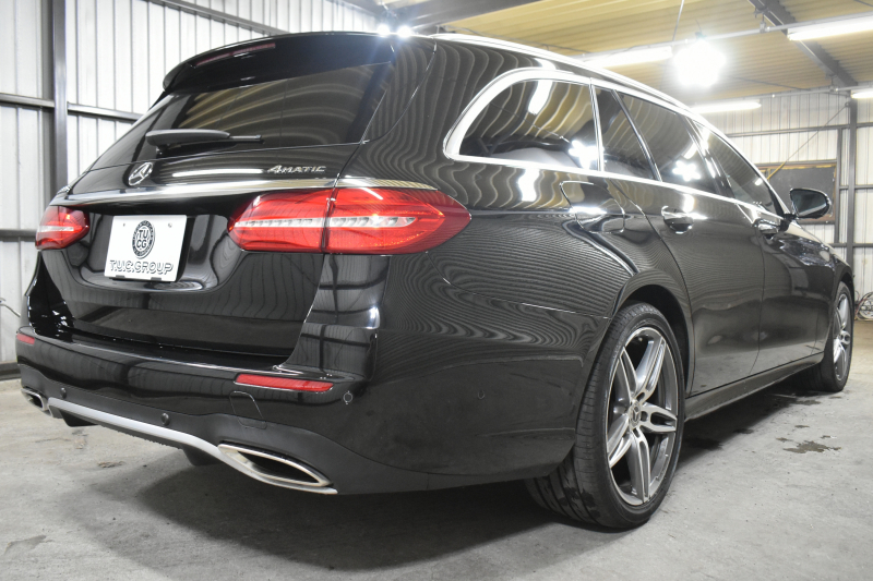 メルセデスベンツ Eクラス E200 4ﾏﾁｯｸ ﾜｺﾞﾝ AVG AMGﾗｲﾝ ｴｸｽｸﾙｰｼﾌﾞP ﾚｰﾀﾞｰｾｰﾌﾃｨP 中期型 BSG搭載1.5ﾘｯﾀｰ ﾊﾟﾉﾗﾏｻﾝﾙｰﾌ ﾌﾞﾙﾒｽﾀｰS 全席ﾋｰﾀｰ黒革 ﾃﾞｨｽﾄﾛﾆｯｸ ﾌﾞﾗｲﾝﾄﾞｽﾎﾟｯﾄ ﾚｰﾝﾁｪﾝｼﾞ  AMGｴｱﾛ19AW ｷｰﾚｽGO PTS ﾌｯﾄｹﾞｰﾄ 地ﾃﾞｼﾞﾅﾋﾞ 360ｶﾒﾗ 2年保証