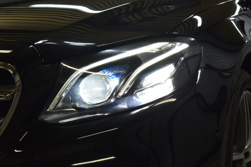 メルセデスベンツ Eクラス E200 4ﾏﾁｯｸ ﾜｺﾞﾝ AVG AMGﾗｲﾝ ｴｸｽｸﾙｰｼﾌﾞP ﾚｰﾀﾞｰｾｰﾌﾃｨP 中期型 BSG搭載1.5ﾘｯﾀｰ ﾊﾟﾉﾗﾏｻﾝﾙｰﾌ ﾌﾞﾙﾒｽﾀｰS 全席ﾋｰﾀｰ黒革 ﾃﾞｨｽﾄﾛﾆｯｸ ﾌﾞﾗｲﾝﾄﾞｽﾎﾟｯﾄ ﾚｰﾝﾁｪﾝｼﾞ  AMGｴｱﾛ19AW ｷｰﾚｽGO PTS ﾌｯﾄｹﾞｰﾄ 地ﾃﾞｼﾞﾅﾋﾞ 360ｶﾒﾗ 2年保証