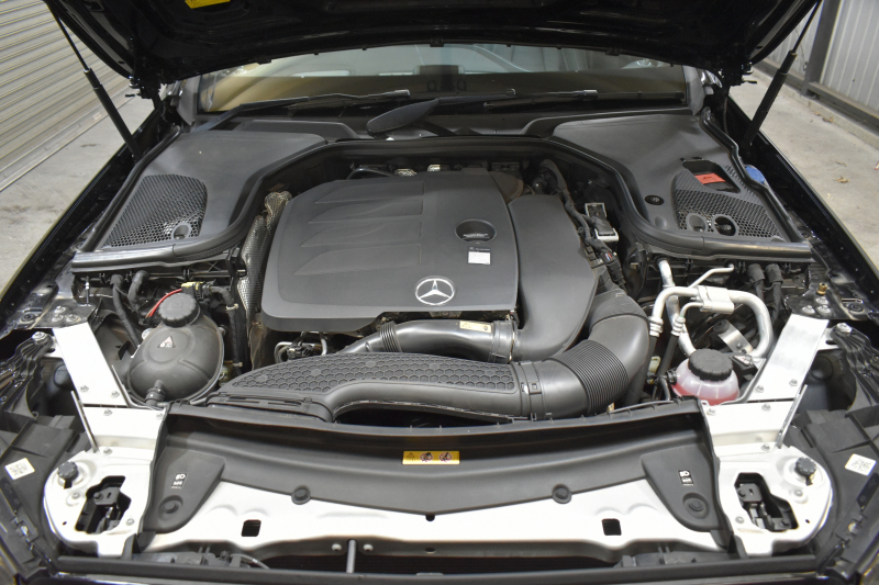 メルセデスベンツ Eクラス E200 4ﾏﾁｯｸ ﾜｺﾞﾝ AVG AMGﾗｲﾝ ｴｸｽｸﾙｰｼﾌﾞP ﾚｰﾀﾞｰｾｰﾌﾃｨP 中期型 BSG搭載1.5ﾘｯﾀｰ ﾊﾟﾉﾗﾏｻﾝﾙｰﾌ ﾌﾞﾙﾒｽﾀｰS 全席ﾋｰﾀｰ黒革 ﾃﾞｨｽﾄﾛﾆｯｸ ﾌﾞﾗｲﾝﾄﾞｽﾎﾟｯﾄ ﾚｰﾝﾁｪﾝｼﾞ  AMGｴｱﾛ19AW ｷｰﾚｽGO PTS ﾌｯﾄｹﾞｰﾄ 地ﾃﾞｼﾞﾅﾋﾞ 360ｶﾒﾗ 2年保証