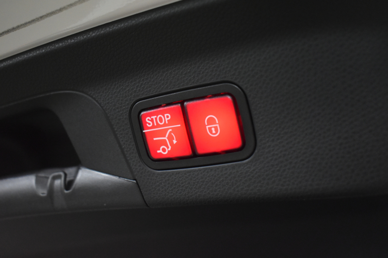 メルセデスベンツ GLCクーペ GLC220d 4ﾏﾁｯｸ ｸｰﾍﾟ AMGﾗｲﾝ ﾚｻﾞｰｴｸｽｸﾙｰｼﾌﾞ ﾚｰﾀﾞｰｾｰﾌﾃｨP 後期型 ｻﾝﾙｰﾌ 全席ﾋｰﾀｰ&ｸｰﾗｰ黒革 ﾃﾞｨｽﾄﾛﾆｯｸﾌﾟﾗｽ ﾌﾞﾗｲﾝﾄﾞｽﾎﾟｯﾄ ﾚｰﾝｷｰﾌﾟ AMGｴｱﾛ19AW ｷｰGO PTS ﾌｯﾄｹﾞｰﾄ HUD ﾌﾞﾙﾒｽﾀｰS 地ﾃﾞｼﾞﾅﾋﾞ 360ｶﾒﾗ 2年保証