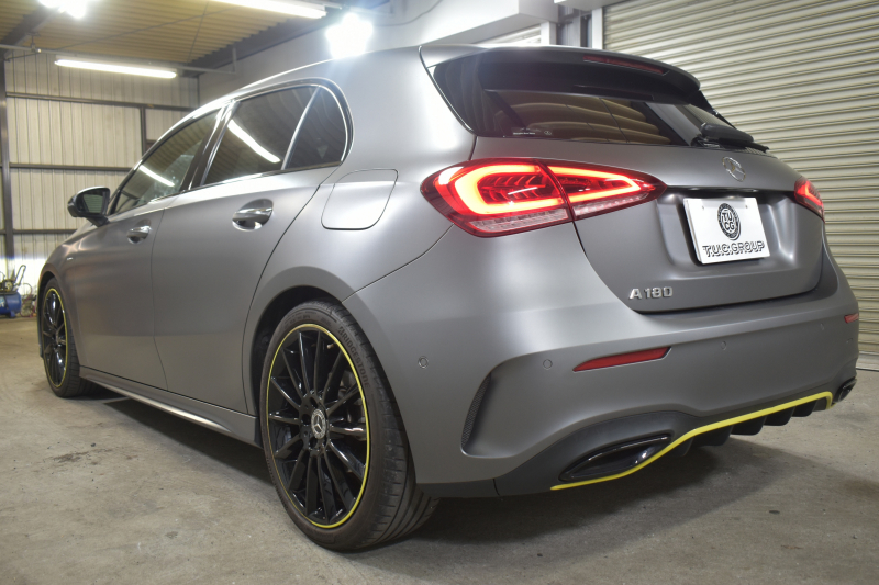 メルセデスベンツ Aクラス A180 Edition1 ﾚｰﾀﾞｰSP 限定100台 1ｵｰﾅｰ MEｺﾈｸﾄ MBUXｼｽﾃﾑ Edition1専用内装 ﾃﾞｨｽﾄﾛﾆｯｸﾌﾟﾗｽ ﾌﾞﾗｲﾝﾄﾞｽﾎﾟｯﾄ ﾚｰﾝﾁｪﾝｼﾞ AMGｴｱﾛ19AW ﾏﾙﾁLED ｷｰGO PTS HUD 10.25ｲﾝﾁｺｯｸﾋﾟｯﾄﾃﾞｨｽﾌﾟﾚｲ 360ｶﾒﾗ 2年保証