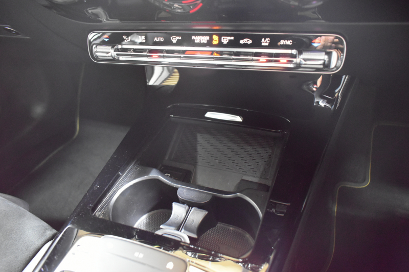 メルセデスベンツ Aクラス A180 Edition1 ﾚｰﾀﾞｰSP 限定100台 1ｵｰﾅｰ MEｺﾈｸﾄ MBUXｼｽﾃﾑ Edition1専用内装 ﾃﾞｨｽﾄﾛﾆｯｸﾌﾟﾗｽ ﾌﾞﾗｲﾝﾄﾞｽﾎﾟｯﾄ ﾚｰﾝﾁｪﾝｼﾞ AMGｴｱﾛ19AW ﾏﾙﾁLED ｷｰGO PTS HUD 10.25ｲﾝﾁｺｯｸﾋﾟｯﾄﾃﾞｨｽﾌﾟﾚｲ 360ｶﾒﾗ 2年保証