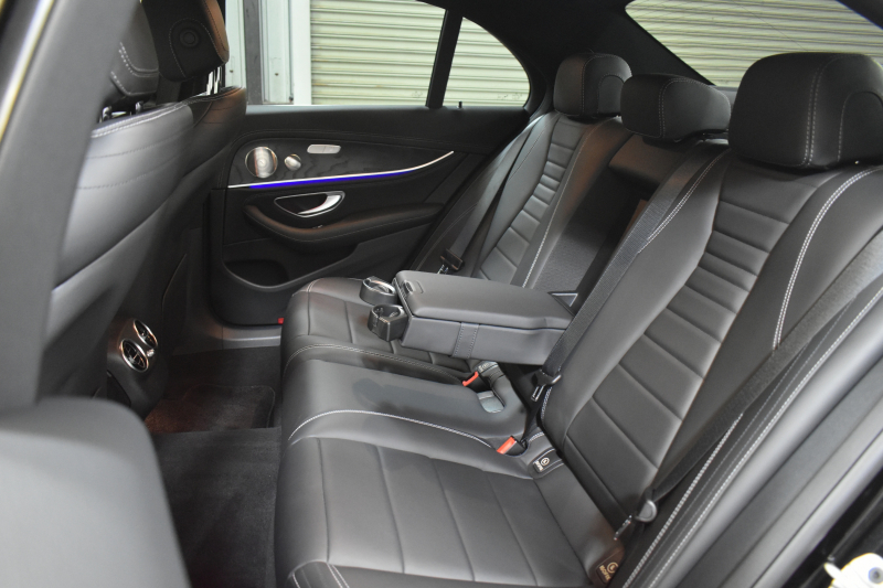 メルセデスベンツ Eクラス E200 ｽﾎﾟｰﾂ 1ｵﾅ ｴｸｽｸﾙｰｼﾌﾞP AMGﾗｲﾝｲﾝﾃﾘｱP ﾚｰﾀﾞｰｾｰﾌﾃｨP 後期型 MEｺﾈｸﾄ 燃費12.8KM 全席ﾋｰﾀｰ黒革 ﾃﾞｨｽﾄﾛ BSM Lﾁｪﾝｼﾞ AMGｴｱﾛ19AW ｷｰﾚｽGO ﾊﾟｰｸﾄﾛ HUD ﾌﾞﾙﾒS ﾏﾙﾁｶﾗｰｱﾝﾋﾞｴﾝﾄ 対話式ﾅﾋﾞ 360ｶﾒﾗ 2年保証