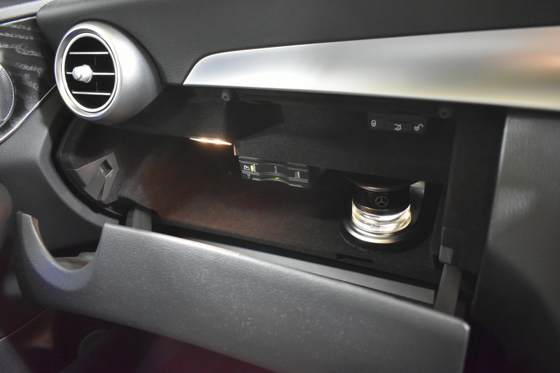 メルセデスベンツ Cクラス C200 ﾛｰﾚｳｽｴﾃﾞｨｼｮﾝ ｽﾎﾟｰﾂ+P ﾚｻﾞｰｴｸｽｸﾙｰｼﾌﾞP  ﾚｰﾀﾞｰｾｰﾌﾃｨP 特別仕様 BSG搭載 ﾊﾟﾉﾗﾏｻﾝﾙｰﾌ ﾌﾞﾙﾒｽﾀS ﾋｰﾀｰﾍﾞﾝﾁﾚｰﾀｰ黒本革 360ｶﾒﾗ ﾃﾞｨｽﾄﾛ BSM Lｷｰﾌﾟ AMGｴｱﾛ18AW ｷｰﾚｽGo PTS 液晶ﾒｰﾀｰ  LEDﾍｯﾄﾞﾗｲﾄ 地ﾃﾞｼﾞﾅﾋﾞ2年保証