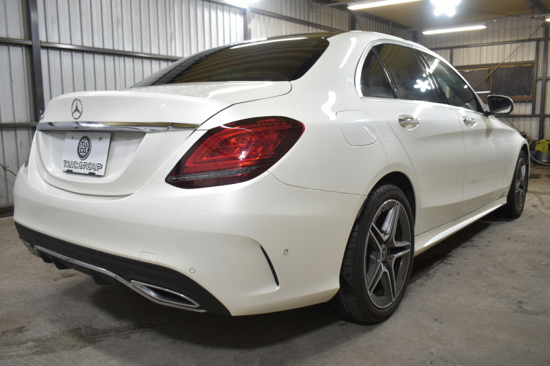 メルセデスベンツ Cクラス C220d AVG AMGﾗｲﾝ ﾚｻﾞｰｴｸｽｸﾙｰｼﾌﾞ ﾚｰﾀﾞｰｾｰﾌﾃｨP 後期型 ﾌﾞﾙﾒｽﾀｰS MEｺﾈｸﾄ ﾋｰﾀｰ黒本革 ﾌｯﾄﾄﾗﾝｸ HUD ﾃﾞｨｽﾄﾛ BSM Lﾁｪﾝｼﾞ 誤発進 AMGｴｱﾛ18AW ｷｰﾚｽGO ﾊﾟｰｸﾄﾛ LEDﾍｯﾄﾞﾗｲﾄ ﾏﾙﾁｱﾝﾋﾞｴﾝﾄ 地ﾃﾞｼﾞﾅﾋﾞBｶﾒﾗ 2年保証