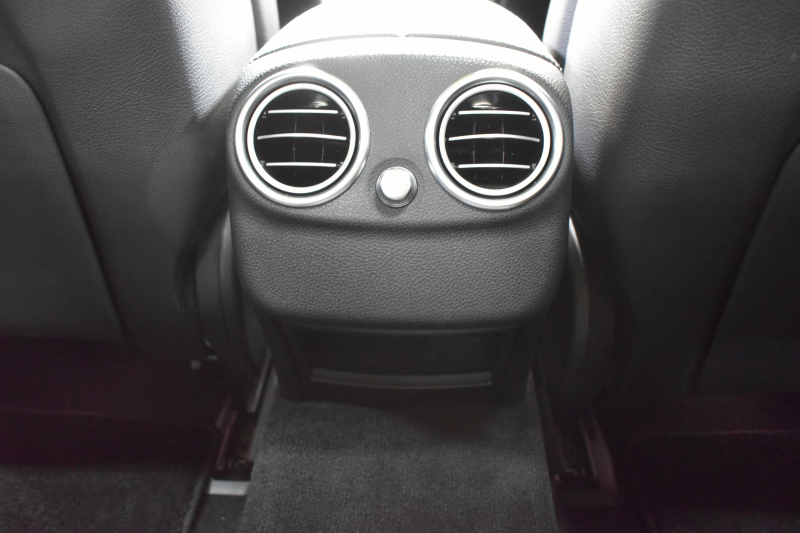 メルセデスベンツ Cクラス C220d AVG AMGﾗｲﾝ ﾚｻﾞｰｴｸｽｸﾙｰｼﾌﾞ ﾚｰﾀﾞｰｾｰﾌﾃｨP 後期型 ﾌﾞﾙﾒｽﾀｰS MEｺﾈｸﾄ ﾋｰﾀｰ黒本革 ﾌｯﾄﾄﾗﾝｸ HUD ﾃﾞｨｽﾄﾛ BSM Lﾁｪﾝｼﾞ 誤発進 AMGｴｱﾛ18AW ｷｰﾚｽGO ﾊﾟｰｸﾄﾛ LEDﾍｯﾄﾞﾗｲﾄ ﾏﾙﾁｱﾝﾋﾞｴﾝﾄ 地ﾃﾞｼﾞﾅﾋﾞBｶﾒﾗ 2年保証