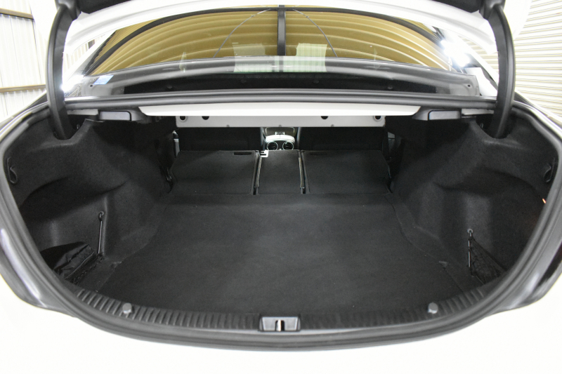 メルセデスベンツ Cクラス C220d AVG AMGﾗｲﾝ ﾚｻﾞｰｴｸｽｸﾙｰｼﾌﾞ ﾚｰﾀﾞｰｾｰﾌﾃｨP 後期型 ﾌﾞﾙﾒｽﾀｰS MEｺﾈｸﾄ ﾋｰﾀｰ黒本革 ﾌｯﾄﾄﾗﾝｸ HUD ﾃﾞｨｽﾄﾛ BSM Lﾁｪﾝｼﾞ 誤発進 AMGｴｱﾛ18AW ｷｰﾚｽGO ﾊﾟｰｸﾄﾛ LEDﾍｯﾄﾞﾗｲﾄ ﾏﾙﾁｱﾝﾋﾞｴﾝﾄ 地ﾃﾞｼﾞﾅﾋﾞBｶﾒﾗ 2年保証
