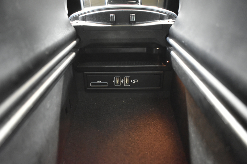 メルセデスベンツ Cクラス C220d AVG AMGﾗｲﾝ ﾚｻﾞｰｴｸｽｸﾙｰｼﾌﾞ ﾚｰﾀﾞｰｾｰﾌﾃｨP 後期型 ﾌﾞﾙﾒｽﾀｰS MEｺﾈｸﾄ ﾋｰﾀｰ黒本革 ﾌｯﾄﾄﾗﾝｸ HUD ﾃﾞｨｽﾄﾛ BSM Lﾁｪﾝｼﾞ 誤発進 AMGｴｱﾛ18AW ｷｰﾚｽGO ﾊﾟｰｸﾄﾛ LEDﾍｯﾄﾞﾗｲﾄ ﾏﾙﾁｱﾝﾋﾞｴﾝﾄ 地ﾃﾞｼﾞﾅﾋﾞBｶﾒﾗ 2年保証