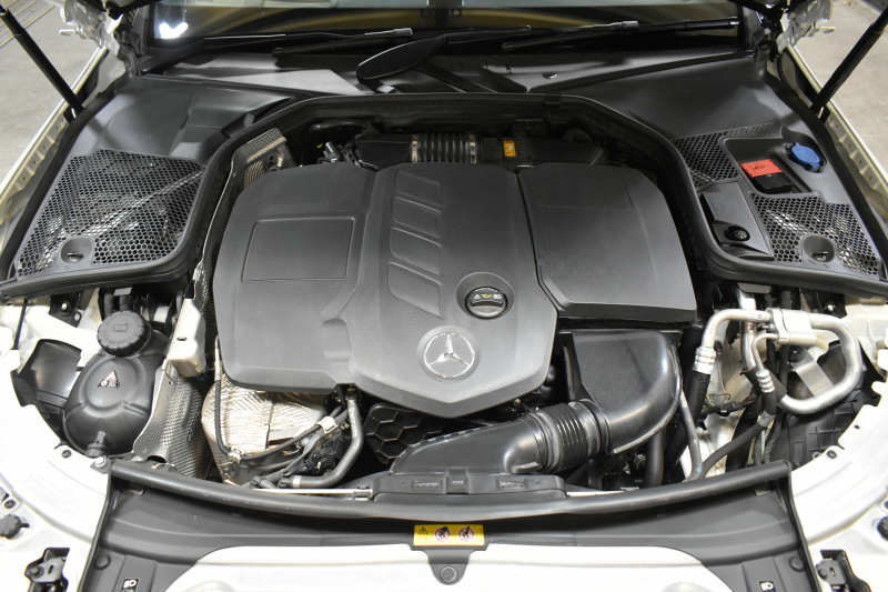 メルセデスベンツ Cクラス C220d AVG AMGﾗｲﾝ ﾚｻﾞｰｴｸｽｸﾙｰｼﾌﾞ ﾚｰﾀﾞｰｾｰﾌﾃｨP 後期型 ﾌﾞﾙﾒｽﾀｰS MEｺﾈｸﾄ ﾋｰﾀｰ黒本革 ﾌｯﾄﾄﾗﾝｸ HUD ﾃﾞｨｽﾄﾛ BSM Lﾁｪﾝｼﾞ 誤発進 AMGｴｱﾛ18AW ｷｰﾚｽGO ﾊﾟｰｸﾄﾛ LEDﾍｯﾄﾞﾗｲﾄ ﾏﾙﾁｱﾝﾋﾞｴﾝﾄ 地ﾃﾞｼﾞﾅﾋﾞBｶﾒﾗ 2年保証