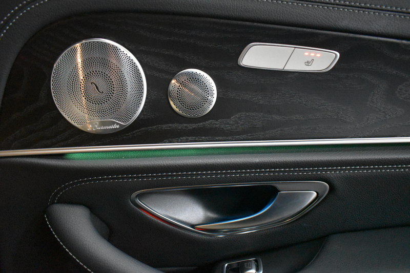 メルセデスベンツ Eクラス E220d ﾜｺﾞﾝ AVG ｽﾎﾟｰﾂ本革仕様 ﾚｰﾀﾞｰSP 2年保証  全席ﾋｰﾀｰ黒革 ﾃﾞｨｽﾄﾛ ﾌﾞﾗｲﾝﾄﾞS ﾚｰﾝﾁｪﾝｼﾞA ｷｰﾚｽGO AMGｴｱﾛ19AW 自動Fｹﾞｰﾄ ﾌﾞﾙﾒｽﾀｰ 地ﾃﾞｼﾞ360ｶﾒ