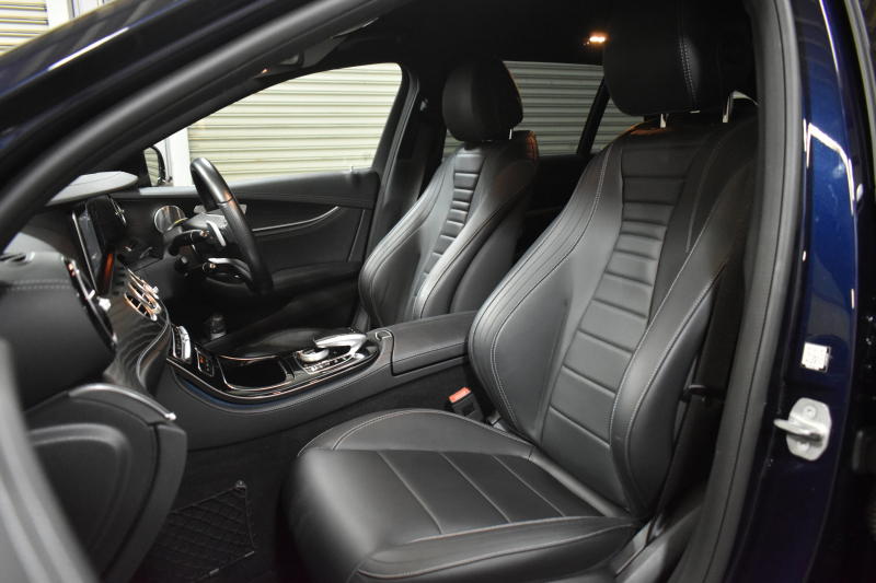 メルセデスベンツ Eクラス E220d ﾜｺﾞﾝ AVG ｽﾎﾟｰﾂ本革仕様 ﾚｰﾀﾞｰSP 2年保証  全席ﾋｰﾀｰ黒革 ﾃﾞｨｽﾄﾛ ﾌﾞﾗｲﾝﾄﾞS ﾚｰﾝﾁｪﾝｼﾞA ｷｰﾚｽGO AMGｴｱﾛ19AW 自動Fｹﾞｰﾄ ﾌﾞﾙﾒｽﾀｰ 地ﾃﾞｼﾞ360ｶﾒ