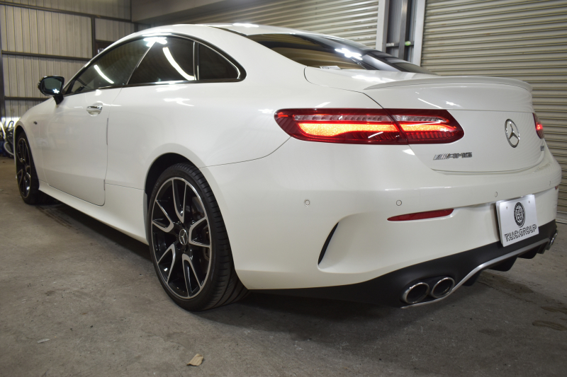 AMG Eクラス E53 4ﾏﾁｯｸ+ｸｰﾍﾟ ｴｸｽｸﾙｰｼﾌﾞ ﾚｰﾀﾞｰｾｰﾌﾃｨP 3.0ﾘｯﾀｰ/435馬力 MEｺﾈｸﾄ 9速AT 4WD ﾊﾟﾉﾗﾏｻﾝﾙｰﾌ ﾋｰﾀｰｸｰﾗｰ赤黒革 ﾃﾞｨｽﾄﾛ BSM Lﾁｪﾝｼﾞ AMGｴｱﾛ20AW ｷｰﾚｽGO PTS ﾌﾞﾙﾒｽﾀｰ HUD ﾌｯﾄﾄﾗﾝｸ LEDﾍｯﾄﾞﾗｲﾄ 地ﾃﾞｼﾞﾅﾋﾞ 360ｶﾒﾗ 2年保証