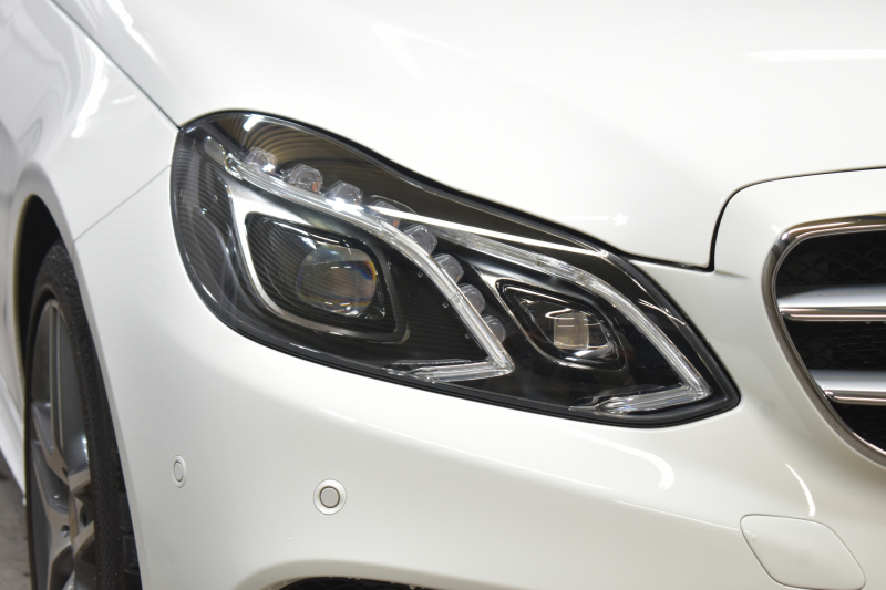 メルセデスベンツ Eクラス E250 AVG AMGｽﾎﾟｰﾂ ﾚｰﾀﾞｰｾｰﾌﾃｨP 後期 ﾊﾟﾉﾗﾏｻﾝﾙｰﾌ ﾋｰﾀｰ黒半革 ﾃﾞｨｽﾄﾛ ﾌﾞﾗｲﾝﾄﾞｽﾎﾟｯﾄ Lｷｰﾌﾟ ｷｰﾚｽGo AMGｴｱﾛ18AW ﾊﾟｰｸﾄﾛ LEDﾍｯﾄﾞ 駐車支援 地ﾃﾞｼﾞﾅﾋﾞ 360ｶﾒﾗ 2年保証