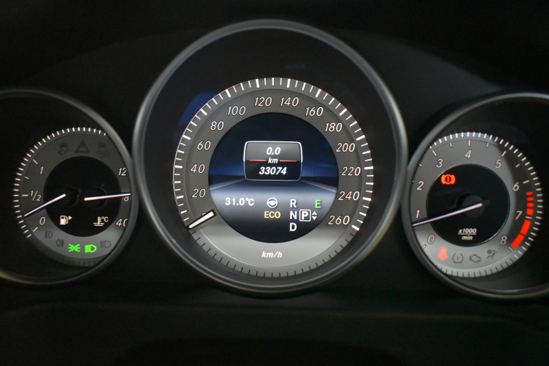 メルセデスベンツ Eクラス E250 AVG AMGｽﾎﾟｰﾂ ﾚｰﾀﾞｰｾｰﾌﾃｨP 後期 ﾊﾟﾉﾗﾏｻﾝﾙｰﾌ ﾋｰﾀｰ黒半革 ﾃﾞｨｽﾄﾛ ﾌﾞﾗｲﾝﾄﾞｽﾎﾟｯﾄ Lｷｰﾌﾟ ｷｰﾚｽGo AMGｴｱﾛ18AW ﾊﾟｰｸﾄﾛ LEDﾍｯﾄﾞ 駐車支援 地ﾃﾞｼﾞﾅﾋﾞ 360ｶﾒﾗ 2年保証