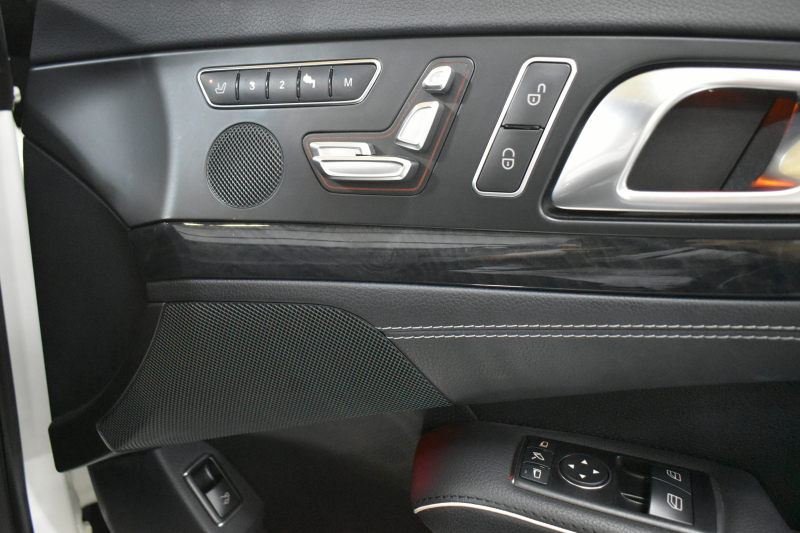 メルセデスベンツ SLクラス SL350 ﾚｰﾀﾞｰｾｰﾌﾃｨP ﾏｼﾞｯｸｽｶｲﾙｰﾌ ｴｱｽｶｰﾌ ﾋｰﾀｰ/ﾍﾞﾝﾁﾚｰﾀｰ黒革 ﾃﾞｨｽﾄﾛ ﾌﾞﾗｲﾝﾄﾞｽﾎﾟｯﾄ Lｷｰﾌﾟ AMGｴｱﾛ19AW ｷｰﾚｽGO PTS ﾌｯﾄﾄﾗﾝｸ 地ﾃﾞｼﾞﾅﾋﾞBｶﾒﾗ 2年保証