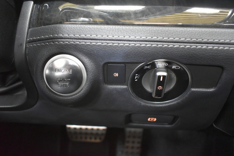 メルセデスベンツ SLクラス SL350 ﾚｰﾀﾞｰｾｰﾌﾃｨP ﾏｼﾞｯｸｽｶｲﾙｰﾌ ｴｱｽｶｰﾌ ﾋｰﾀｰ/ﾍﾞﾝﾁﾚｰﾀｰ黒革 ﾃﾞｨｽﾄﾛ ﾌﾞﾗｲﾝﾄﾞｽﾎﾟｯﾄ Lｷｰﾌﾟ AMGｴｱﾛ19AW ｷｰﾚｽGO PTS ﾌｯﾄﾄﾗﾝｸ 地ﾃﾞｼﾞﾅﾋﾞBｶﾒﾗ 2年保証