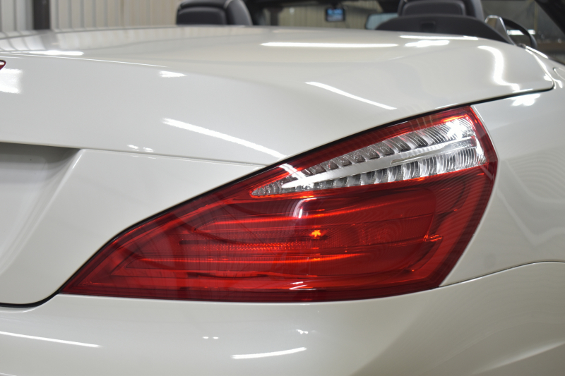 メルセデスベンツ SLクラス SL350 ﾚｰﾀﾞｰｾｰﾌﾃｨP ﾏｼﾞｯｸｽｶｲﾙｰﾌ ｴｱｽｶｰﾌ ﾋｰﾀｰ/ﾍﾞﾝﾁﾚｰﾀｰ黒革 ﾃﾞｨｽﾄﾛ ﾌﾞﾗｲﾝﾄﾞｽﾎﾟｯﾄ Lｷｰﾌﾟ AMGｴｱﾛ19AW ｷｰﾚｽGO PTS ﾌｯﾄﾄﾗﾝｸ 地ﾃﾞｼﾞﾅﾋﾞBｶﾒﾗ 2年保証