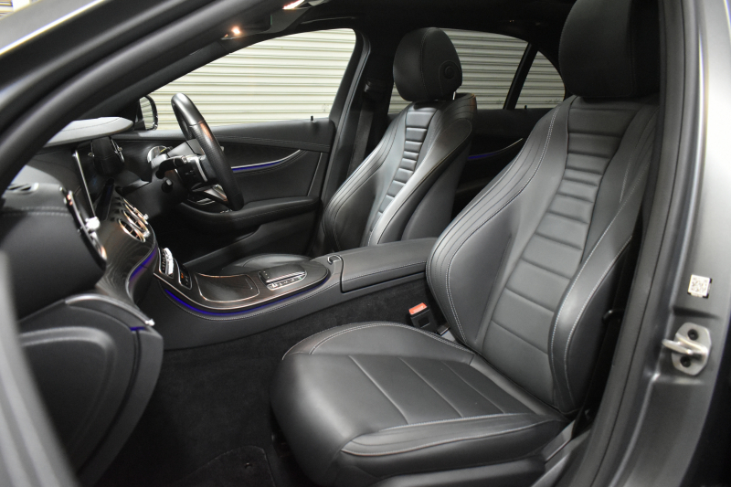 メルセデスベンツ Eクラス E200 ｽﾎﾟｰﾂ ｴｸｽｸﾙｰｼﾌﾞAMGﾗｲﾝｲﾝﾃﾘｱP ﾚｰﾀﾞｰｾｰﾌﾃｨP 後期型 ﾊﾟﾉﾗﾏｻﾝﾙｰﾌ ﾌﾞﾙﾒS MEｺﾈｸﾄ 全席ﾋｰﾀｰ黒革 ﾃﾞｨｽﾄﾛ BSM Lﾁｪﾝｼﾞ AMGｴｱﾛ19AW ｷｰﾚｽGO ﾊﾟｰｸﾄﾛ HUD  ﾏﾙﾁｶﾗｰｱﾝﾋﾞｴﾝﾄ 対話式ﾅﾋﾞ 360ｶﾒﾗ 2年保証