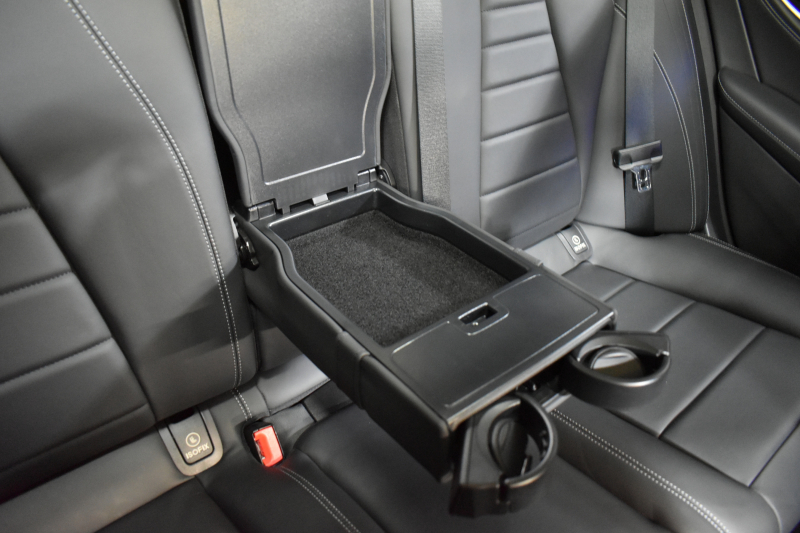 メルセデスベンツ Eクラス E200 ｽﾎﾟｰﾂ ｴｸｽｸﾙｰｼﾌﾞAMGﾗｲﾝｲﾝﾃﾘｱP ﾚｰﾀﾞｰｾｰﾌﾃｨP 後期型 ﾊﾟﾉﾗﾏｻﾝﾙｰﾌ ﾌﾞﾙﾒS MEｺﾈｸﾄ 全席ﾋｰﾀｰ黒革 ﾃﾞｨｽﾄﾛ BSM Lﾁｪﾝｼﾞ AMGｴｱﾛ19AW ｷｰﾚｽGO ﾊﾟｰｸﾄﾛ HUD  ﾏﾙﾁｶﾗｰｱﾝﾋﾞｴﾝﾄ 対話式ﾅﾋﾞ 360ｶﾒﾗ 2年保証