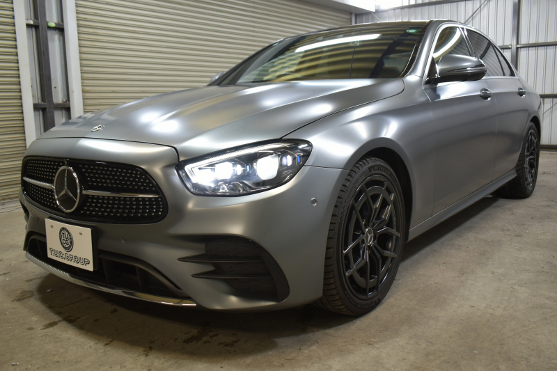 メルセデスベンツ Eクラス E200 ｽﾎﾟｰﾂ ｴｸｽｸﾙｰｼﾌﾞAMGﾗｲﾝｲﾝﾃﾘｱP ﾚｰﾀﾞｰｾｰﾌﾃｨP 後期型 ﾊﾟﾉﾗﾏｻﾝﾙｰﾌ ﾌﾞﾙﾒS MEｺﾈｸﾄ 全席ﾋｰﾀｰ黒革 ﾃﾞｨｽﾄﾛ BSM Lﾁｪﾝｼﾞ AMGｴｱﾛ19AW ｷｰﾚｽGO ﾊﾟｰｸﾄﾛ HUD  ﾏﾙﾁｶﾗｰｱﾝﾋﾞｴﾝﾄ 対話式ﾅﾋﾞ 360ｶﾒﾗ 2年保証