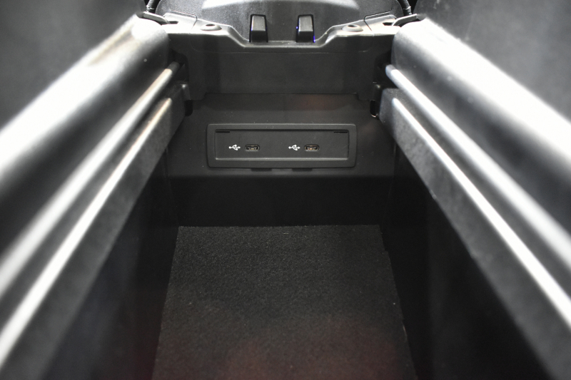 メルセデスベンツ Eクラス E200 ｽﾎﾟｰﾂ ｴｸｽｸﾙｰｼﾌﾞAMGﾗｲﾝｲﾝﾃﾘｱP ﾚｰﾀﾞｰｾｰﾌﾃｨP 後期型 ﾊﾟﾉﾗﾏｻﾝﾙｰﾌ ﾌﾞﾙﾒS MEｺﾈｸﾄ 全席ﾋｰﾀｰ黒革 ﾃﾞｨｽﾄﾛ BSM Lﾁｪﾝｼﾞ AMGｴｱﾛ19AW ｷｰﾚｽGO ﾊﾟｰｸﾄﾛ HUD  ﾏﾙﾁｶﾗｰｱﾝﾋﾞｴﾝﾄ 対話式ﾅﾋﾞ 360ｶﾒﾗ 2年保証