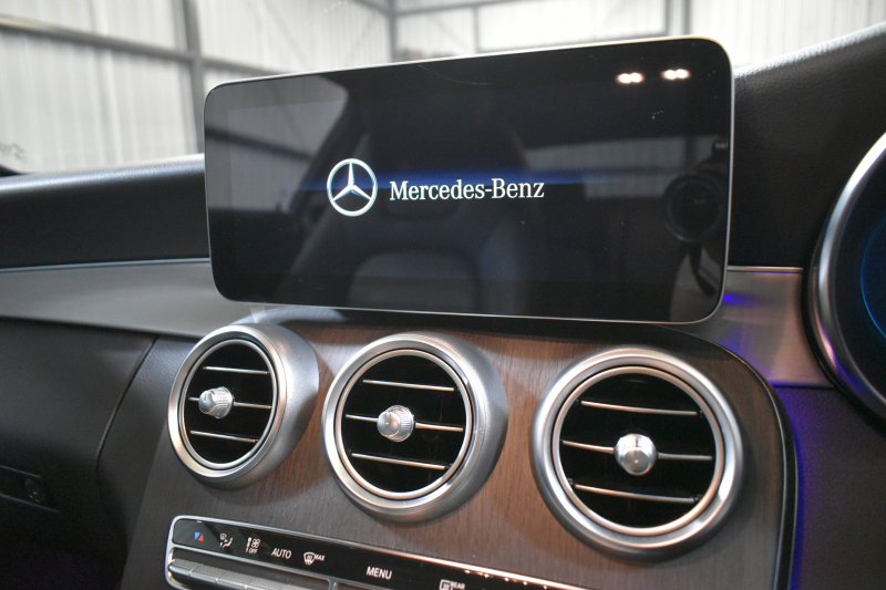 メルセデスベンツ Cクラス C180ｸｰﾍﾟ ｽﾎﾟｰﾂ ﾚｻﾞｰｴｸｽｸﾙｰｼﾌﾞ ﾚｰﾀﾞｰSP 後期型  ﾊﾟﾉﾗﾏｻﾝﾙｰﾌ ﾋｰﾀｰ黒革 ｷｰﾚｽGo ﾃﾞｨｽﾄﾛ Bｽﾎﾟｯﾄ Lﾁｪﾝｼﾞ AMGｴｱﾛ19AW PTS HUD 地ﾃﾞｼﾞBｶﾒﾗ 2年保証