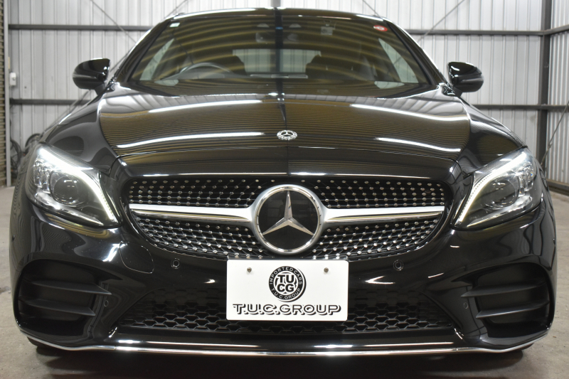 メルセデスベンツ Cクラス C180ｸｰﾍﾟ ｽﾎﾟｰﾂ ﾚｻﾞｰｴｸｽｸﾙｰｼﾌﾞ ﾚｰﾀﾞｰSP 後期型  ﾊﾟﾉﾗﾏｻﾝﾙｰﾌ ﾋｰﾀｰ黒革 ｷｰﾚｽGo ﾃﾞｨｽﾄﾛ Bｽﾎﾟｯﾄ Lﾁｪﾝｼﾞ AMGｴｱﾛ19AW PTS HUD 地ﾃﾞｼﾞBｶﾒﾗ 2年保証