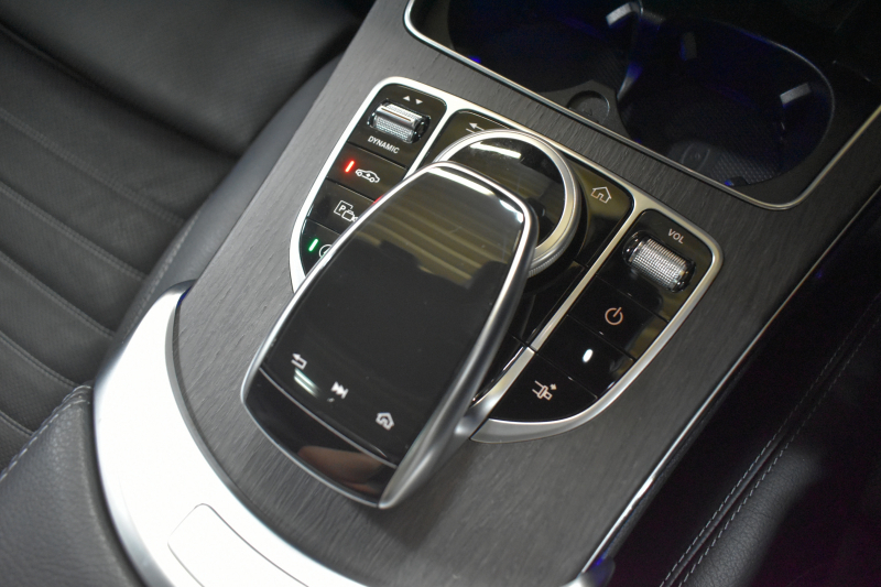 メルセデスベンツ Cクラス C180ｸｰﾍﾟ ｽﾎﾟｰﾂ ﾚｻﾞｰｴｸｽｸﾙｰｼﾌﾞ ﾚｰﾀﾞｰSP 後期型  ﾊﾟﾉﾗﾏｻﾝﾙｰﾌ ﾋｰﾀｰ黒革 ｷｰﾚｽGo ﾃﾞｨｽﾄﾛ Bｽﾎﾟｯﾄ Lﾁｪﾝｼﾞ AMGｴｱﾛ19AW PTS HUD 地ﾃﾞｼﾞBｶﾒﾗ 2年保証