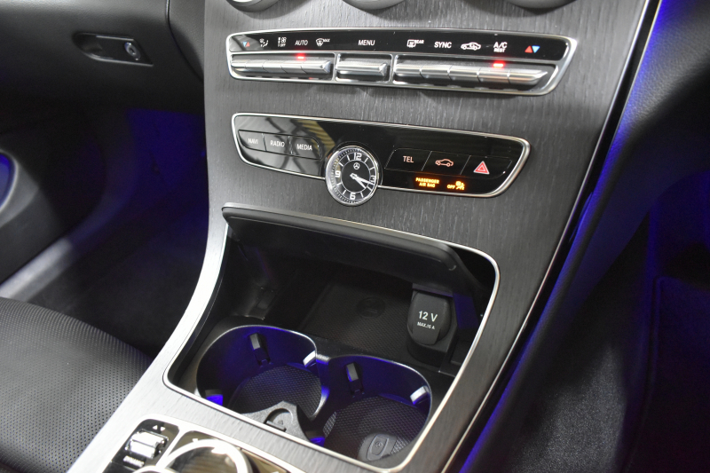 メルセデスベンツ Cクラス C180ｸｰﾍﾟ ｽﾎﾟｰﾂ ﾚｻﾞｰｴｸｽｸﾙｰｼﾌﾞ ﾚｰﾀﾞｰSP 後期型  ﾊﾟﾉﾗﾏｻﾝﾙｰﾌ ﾋｰﾀｰ黒革 ｷｰﾚｽGo ﾃﾞｨｽﾄﾛ Bｽﾎﾟｯﾄ Lﾁｪﾝｼﾞ AMGｴｱﾛ19AW PTS HUD 地ﾃﾞｼﾞBｶﾒﾗ 2年保証