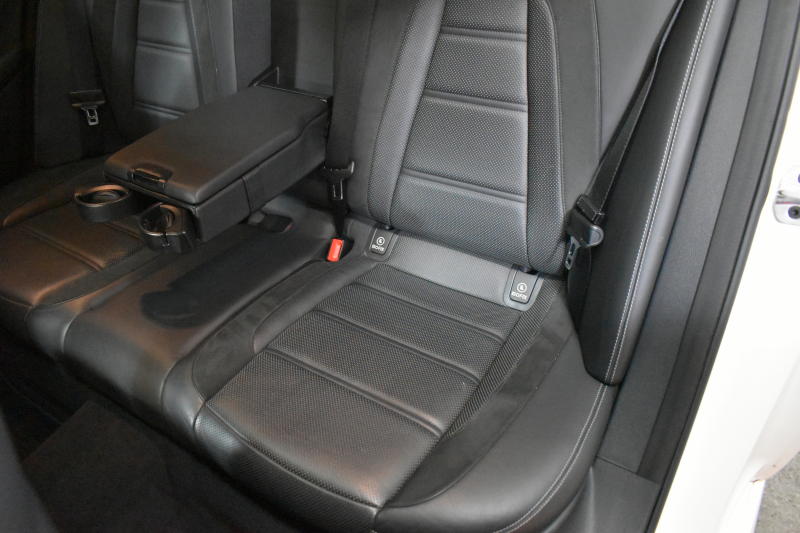 AMG Eクラス E53 4ﾏﾁｯｸ+ ﾜｺﾞﾝ ｴｸｽｸﾙｰｼﾌﾞ ﾚｰﾀﾞｰｾｰﾌﾃｨP ﾌﾞﾙﾒｽﾀｰS MEｺﾈｸﾄ ﾊﾟﾉﾗﾏｻﾝﾙｰﾌ ﾋｰﾀｰｸｰﾗｰ黒革 ｼﾙﾊﾞｰｽﾃｯﾁ内装 ﾃﾞｨｽﾄﾛ BSM Lﾁｪﾝｼﾞ AMGｴｱﾛ20AW PTS HUD ﾌｯﾄｹﾞｰﾄ 地ﾃﾞｼﾞﾅﾋﾞ 360ｶﾒﾗ 2年保証