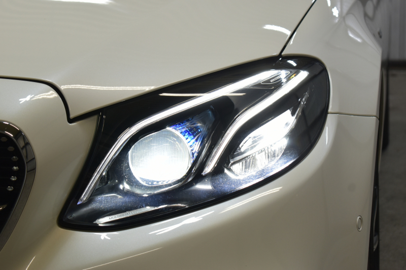 AMG Eクラス E53 4ﾏﾁｯｸ+ ﾜｺﾞﾝ ｴｸｽｸﾙｰｼﾌﾞ ﾚｰﾀﾞｰｾｰﾌﾃｨP ﾌﾞﾙﾒｽﾀｰS MEｺﾈｸﾄ ﾊﾟﾉﾗﾏｻﾝﾙｰﾌ ﾋｰﾀｰｸｰﾗｰ黒革 ｼﾙﾊﾞｰｽﾃｯﾁ内装 ﾃﾞｨｽﾄﾛ BSM Lﾁｪﾝｼﾞ AMGｴｱﾛ20AW PTS HUD ﾌｯﾄｹﾞｰﾄ 地ﾃﾞｼﾞﾅﾋﾞ 360ｶﾒﾗ 2年保証