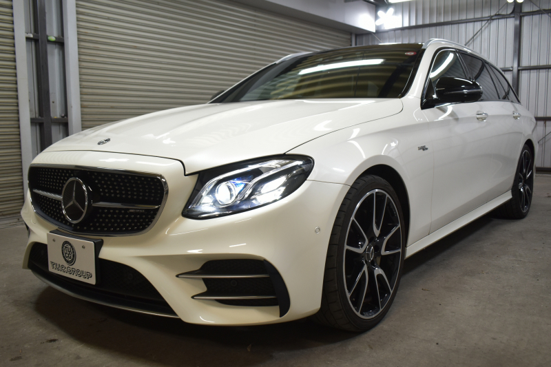 AMG Eクラス E53 4ﾏﾁｯｸ+ ﾜｺﾞﾝ ｴｸｽｸﾙｰｼﾌﾞ ﾚｰﾀﾞｰｾｰﾌﾃｨP ﾌﾞﾙﾒｽﾀｰS MEｺﾈｸﾄ ﾊﾟﾉﾗﾏｻﾝﾙｰﾌ ﾋｰﾀｰｸｰﾗｰ黒革 ｼﾙﾊﾞｰｽﾃｯﾁ内装 ﾃﾞｨｽﾄﾛ BSM Lﾁｪﾝｼﾞ AMGｴｱﾛ20AW PTS HUD ﾌｯﾄｹﾞｰﾄ 地ﾃﾞｼﾞﾅﾋﾞ 360ｶﾒﾗ 2年保証